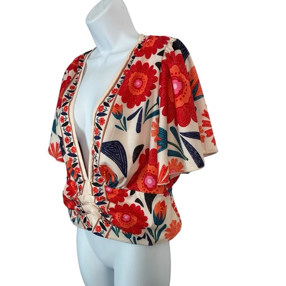 SHEIN Solar Sun Floral Crop Top - Picture 3 of 6